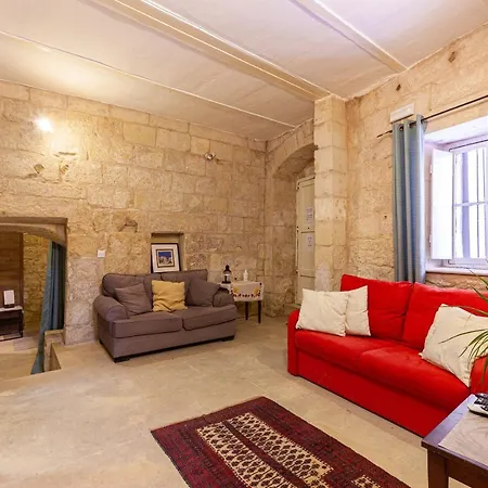 Brg34 - Historical Townhouse Birgu