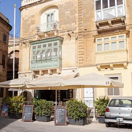 Brg34 - Historical Townhouse * Birgu