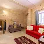 Brg34 - Historical Townhouse ビルグ