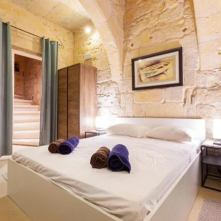 Brg34 - Historical Townhouse Feriehus *