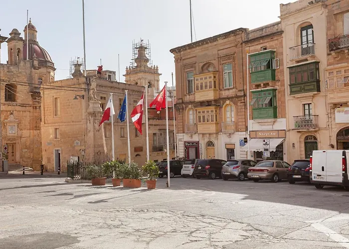 Brg34 - Historical Townhouse